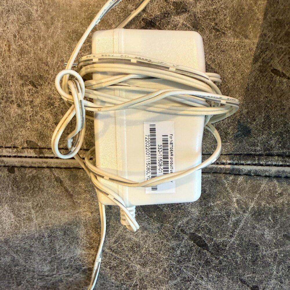 NETGEAR ORBI MODEL RBR 20 ROUTER WHITE HOME MESH TRI-BAND (INCLUDES MODEM) - Picture 4 of 4